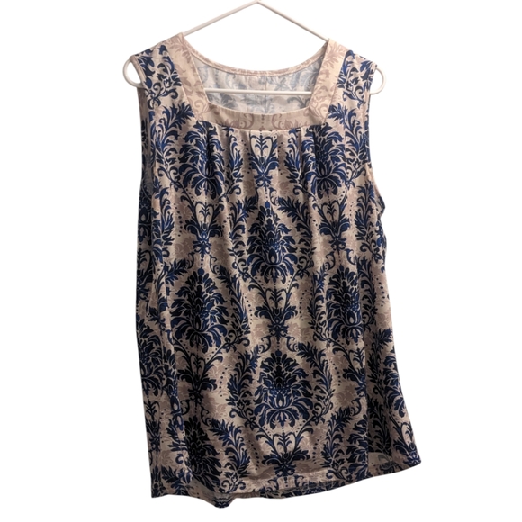 N/A Tops - 💥 Blue and Beige Sleeveless Top Decorated Buttons on Back XL